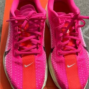 Nike Women's Bright Pink Athletic Shoes